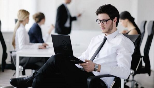 նստակյաց աշխատանքը՝ որպես գոտկային օստեոխոնդրոզի պատճառ